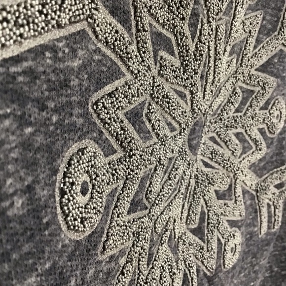 MerryWear Heathered Blue Sweatshirt with Beaded Snowflake Appliqué, Size M - Picture 6 of 7